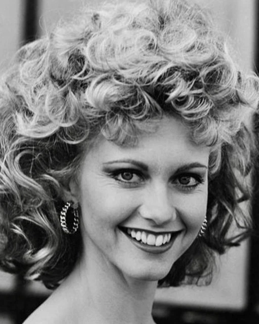 SEXY OLIVIA NEWTON-JOHN 8x10 PHOTO ICONIC DEATH JOHN TRAVOLTA GREASE