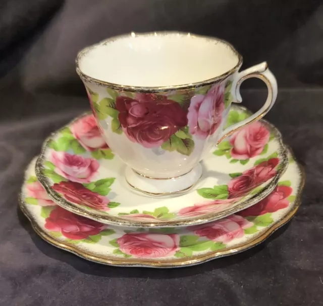 ROYAL ALBERT "Old English Rose" Trio. England. Countess Shape. Lovely Cond. ❤️23