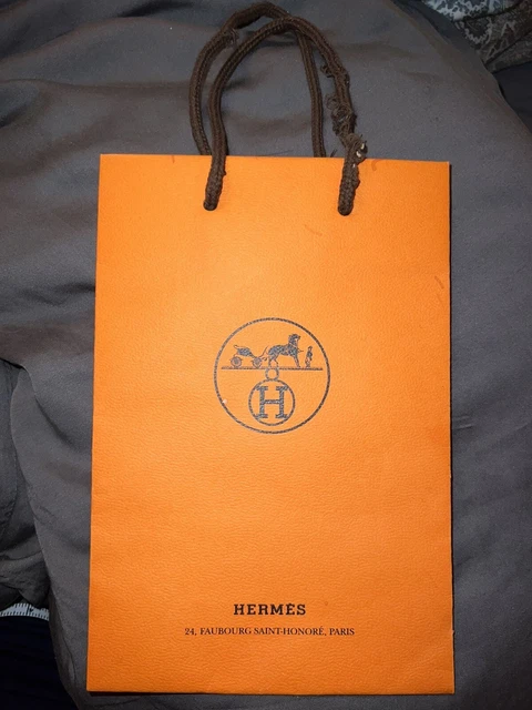 HERMES Boite carton orange 17,5x15x5 cm (71467