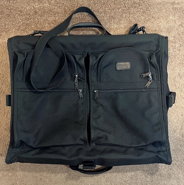 Tumi Ballistic Nylon Black # 231D3 Garment Bag 24" Bi Fold W/ Strap EUC
