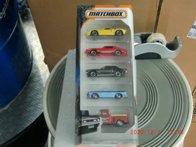 Matchbox  5-er Pack Modellautos, Spielzeugautos Konvolut und neu.