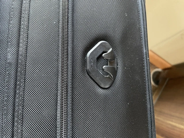 Tumi Alpha 2 Extended Trip Expandable 4 Wheeled Packing Case Spinner - Black 11