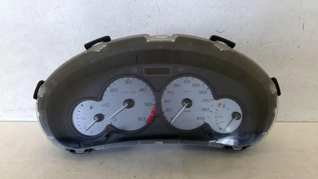 Compteur Tableau De Bord Peugeot 206 Phase 2 2.0 HDI 8V Turbo - Réf. 98993034