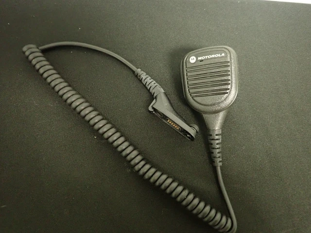 Motorola PMMN4069A Two Way Radio Speaker Microphone