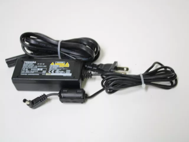 Universal-Netzteil McPower SNT-1250 Switchmode, 100-240V -> 12V