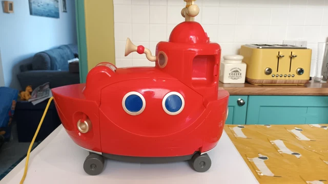 Cbeebies Pull CBEEBIES TWIRLYWOOS BIG Red Boat Pullalong Lights & Sounds Playset £24. ...