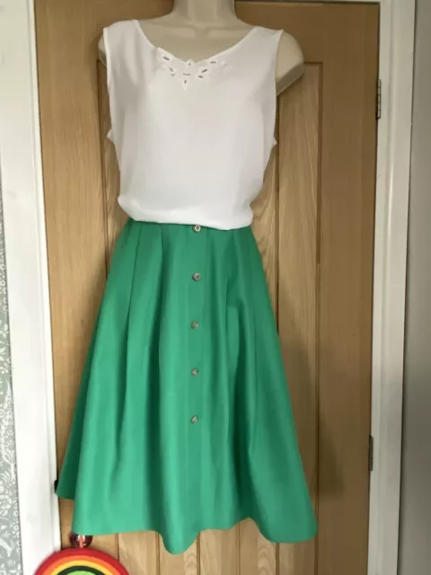 Early 90s Vintage Green Button Down Summer Skirt, St Michael  10-12