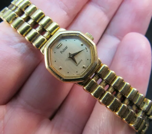Pulsar hotsell watch v232
