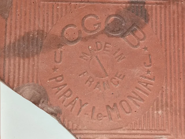 OLD TILE TILE signed CGCB (PARAY LE-MONIAL) 2