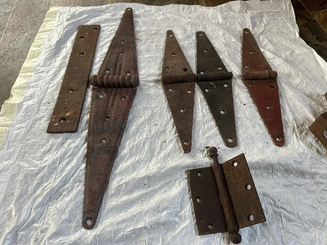 7 piece VTG Metal Barn Door T-Strap Hinges & more Rustic Primitive WI Barn Farm 9