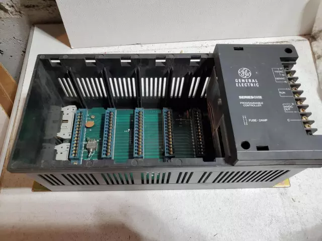 General Electric Series One Programmable Controller Ic610Chs110A Gha-114