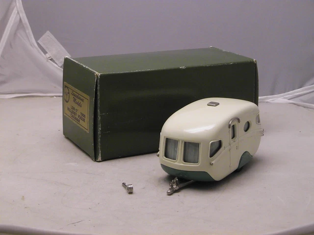 Brooklin Models: A pair of boxed Brooklin Models, Lansdowne Models, 1