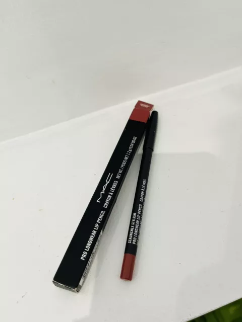 MAC Lip Pencil Pro Liner MAC Cosmetics Long Wearing shade- STAUNCHLY STYLISH.