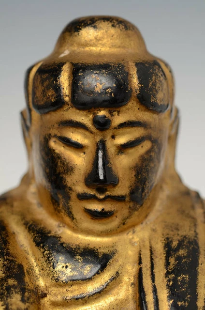 19th Century, Mandalay, Antique Burmese Wooden Seated Lotus Buddha 2