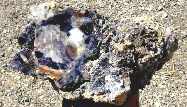 2.92 LB  TIFFANY STONE ROUGH, BERTRANDITE, OPALIZED FLUORITE from Utah.