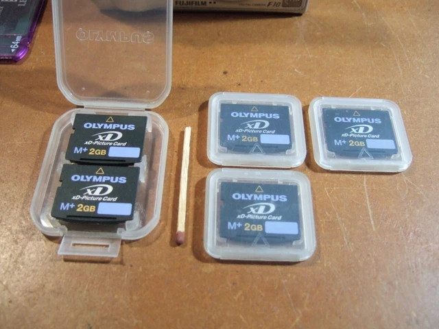 Lot de cinq (5) cartes-mémoire 2 GB xD Picture Olympus type M+