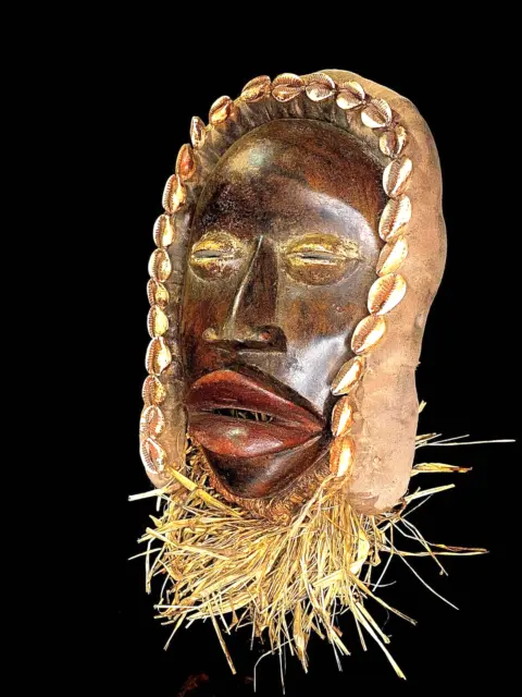 Vintage African Dan Tribe mask Wood Hand Carved Tribal Art Zakpai Mask Dan-6617