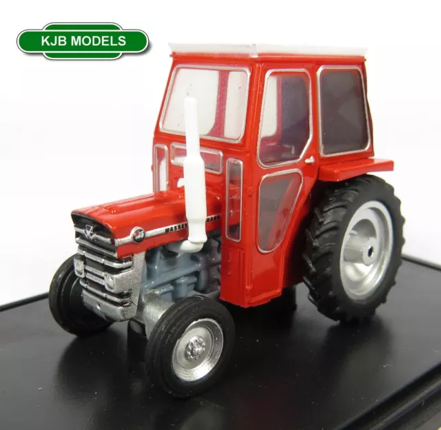 BNIB OO GAUGE Oxford Diecast 1:76 76MF001 Massey Ferguson 135 Red Farm Tractor