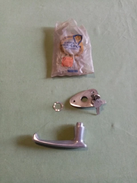 Centrage Avant Pour Porte Coulissante De Cabine Peugeot J7 - Pièce Neuve Référence 9178.05