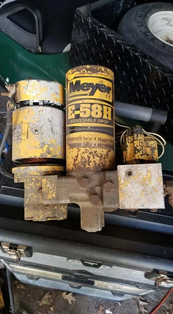 Meyer E58H Snow plow pump Needs rebuilt or for parts or rebuild E60 E47 E57