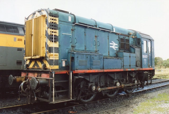 CLASS 08 NO 08817 in blue at warrington arpley £1.20 - PicClick UK