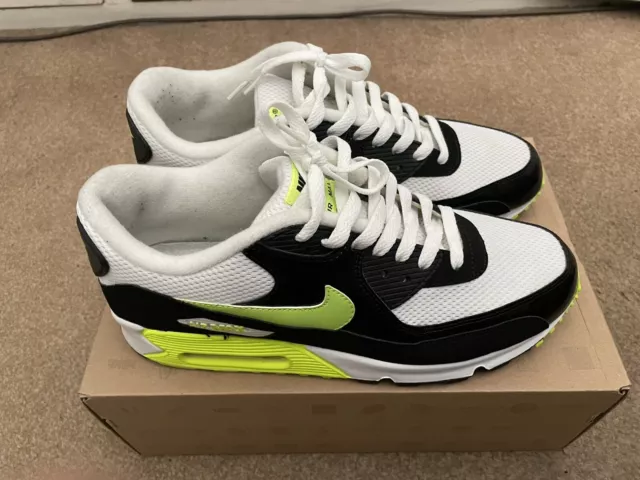 NIKE AIR MAX 90 2009 Ultra Rare Footlocker Exclusive OG
