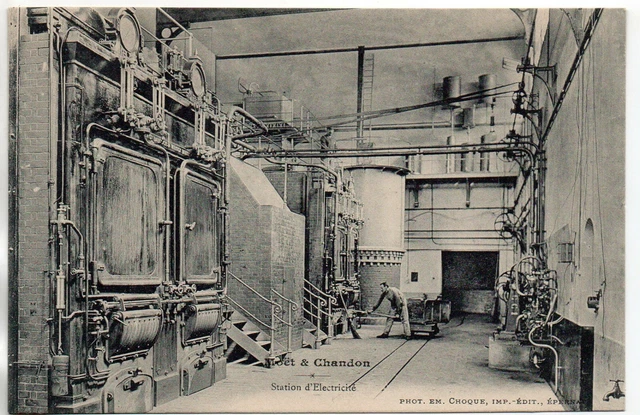 CHAMPAGNE- Moët & Chandon EPERNAY - CPA 51 - la station d' Electricité vue int.