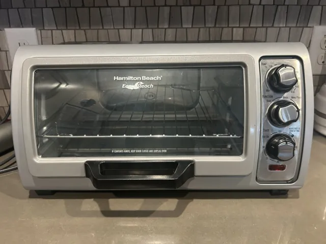 Hamilton Beach - Easy Reach Toaster Oven with Roll-Top Door - Silver 31127D