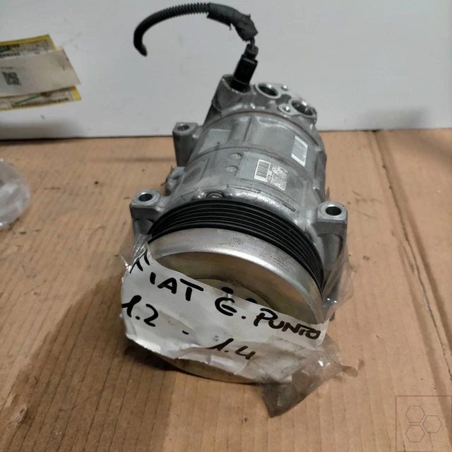 Compresseur De Climatisation Pour Fiat Grande Punto 1.2 - Réf. 55194880 - Occasion