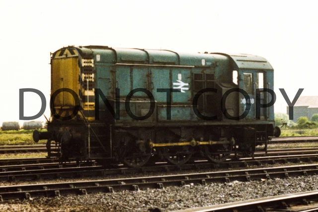 UK DIESEL TRAIN Railway Photograph Of Class 08 08418. Rm08-78 £2.49 ...