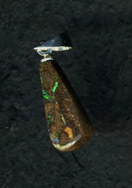 N°260-Pendentif d'Opale boulder d'Australie (Queensland) de 3,70 carat