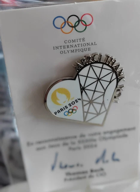 RARE - OFFICIEL - Pin's JO Paris 2024 Jeux Olympiques - Mascotte Flamme / Torche