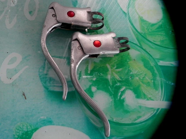 Paire Levier Aluminium Cintre Droit Levier De Frein Vélo Ville WEINMANN 23.8mm - Compatible Guidon Vintage Femme Levier Frein WEINMANN 23.8mm Aluminium Vélo Ville Vintage