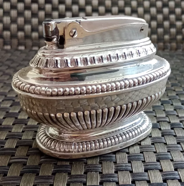 RONSON QUEEN ANNE MODEL -SILVER PLATE  1950's TABLE LIGHTER