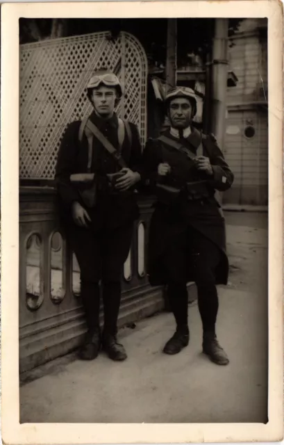 CPA PARIS 2 Soldiers Photo Card (1243025)