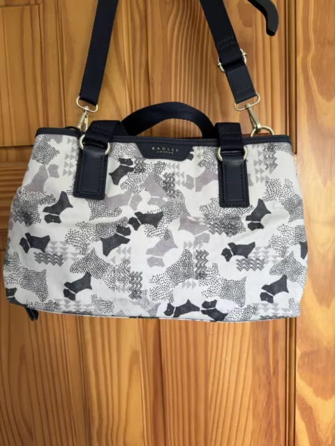 Data dog radley bag deals