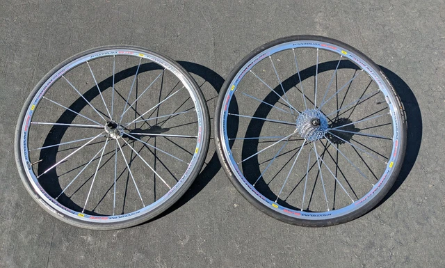 EUC Mavic Ksyrium Elite 10sp Wheelset + 700c Tires w/ Microshift 12-28T Cassette