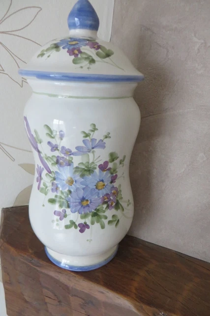 Vase potiche en terre cuite à motifs et poignée |Marrakech Deco