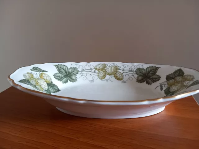 Royal Worcester  -Mathon - The Worcester Hop Dish 1965