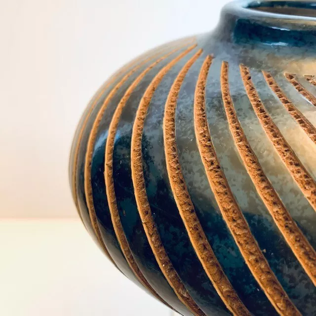 Pottery Emir Calero Vase Costa Rica Etched Clay Design Green Jade Art Signed