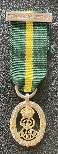 British WW1 Territorial Decoration, Edward VII Miniature Medal