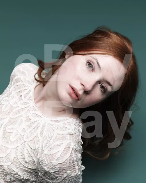 Karen Gillan 10x8 Photo