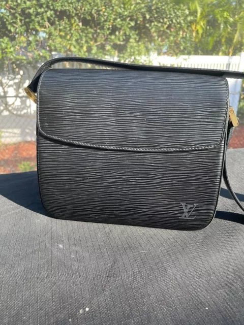 LOUIS VUITTON Buci NM Shoulder Bag M59386 Epi leather Black Noir