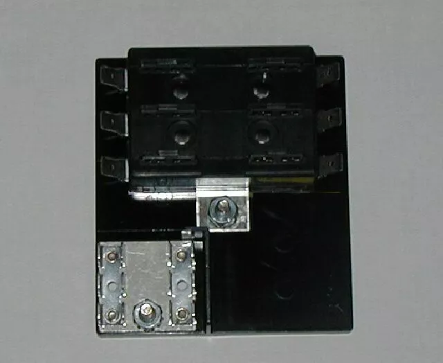 6 Fuse Panel WITH Grounds - uses ATO/ATC Fuses