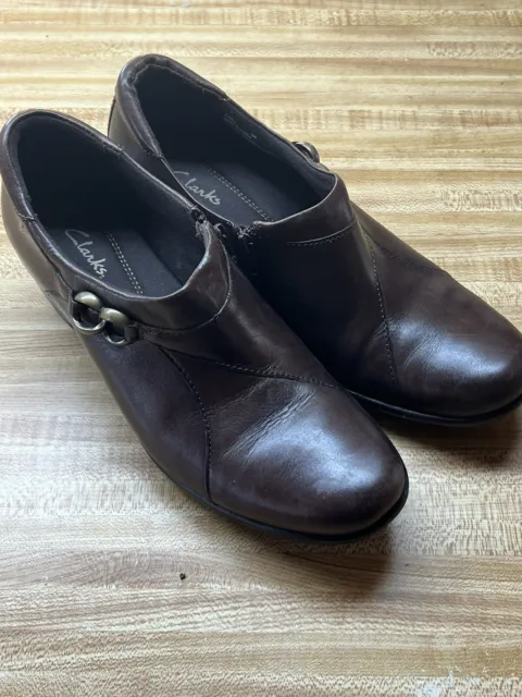 Clarks Womens Brown Leather Zii Ankle Booties Pumps Size 9M, New In Box