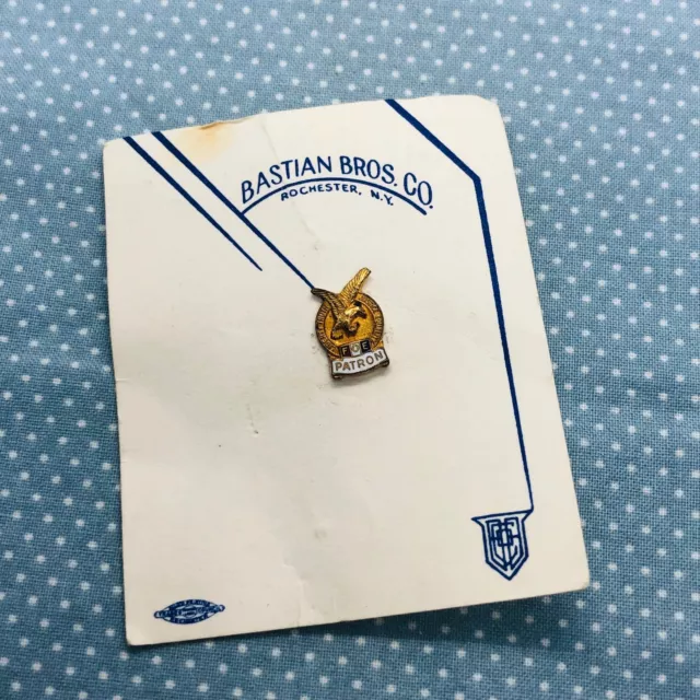 Fraternal Order of Eagles FOE Screwback Lapel Pin w/ Original Bastian Bros Card