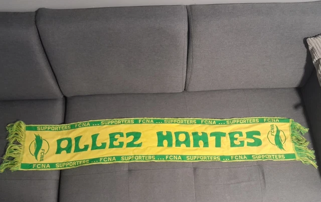 Écharpe Multicolore ESTAC Troyes / FC Nantes – 1/4 Finale Coupe De La Ligue 2001