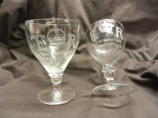 A PAIR OF QUEEN ELIZABETH II CORONATION ENGRAVED GLASS GOBLETS 2nd JUNE 1953