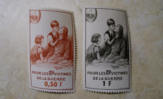 Lot De 50 Timbres Collection Sur Le Thème Des Ours - Motifs Variés (singes, Dinosaures, éléphants...)