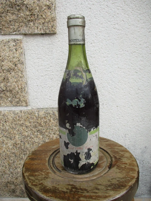   1 bouteille de  vin de corse sans date tres ancienne